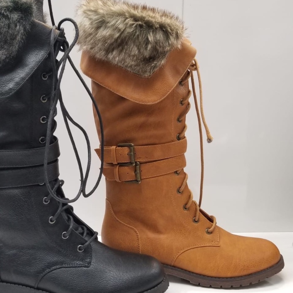 2 left!  Tan lace up Combat boots, faux fur topper - Picture 6 of 7